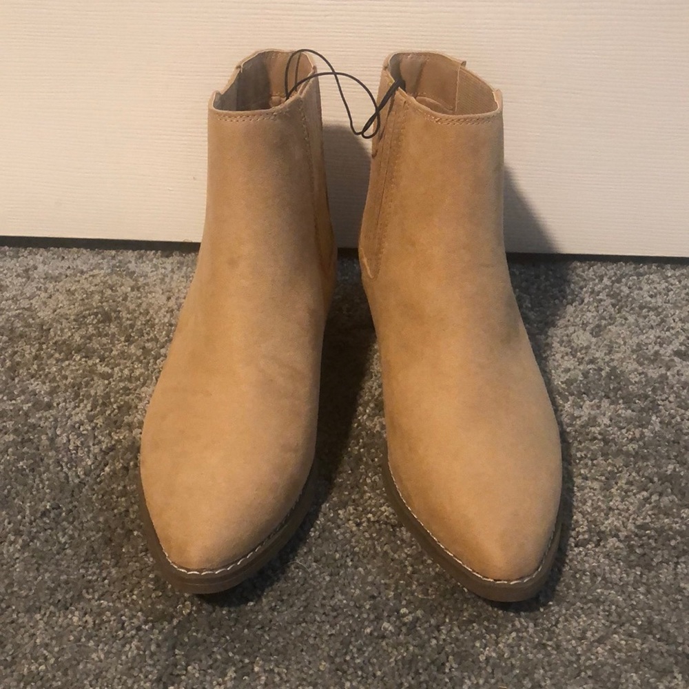 Women’s ankle boots